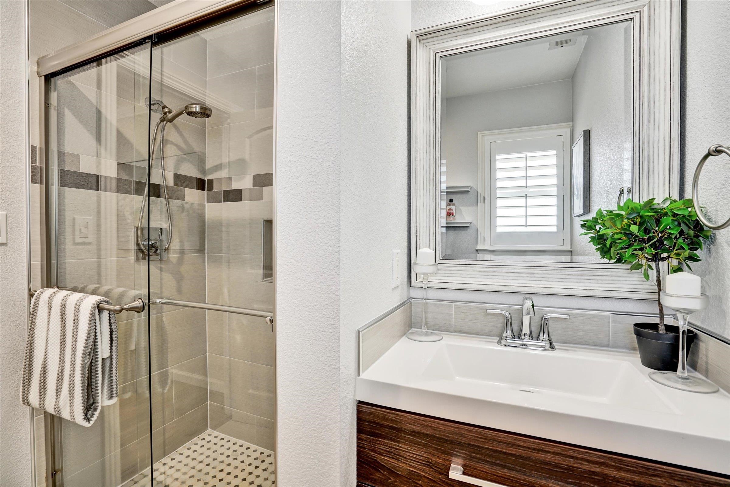 13921 Tahiti Road San Leandro, CA 94577 - Photo 37 of 41