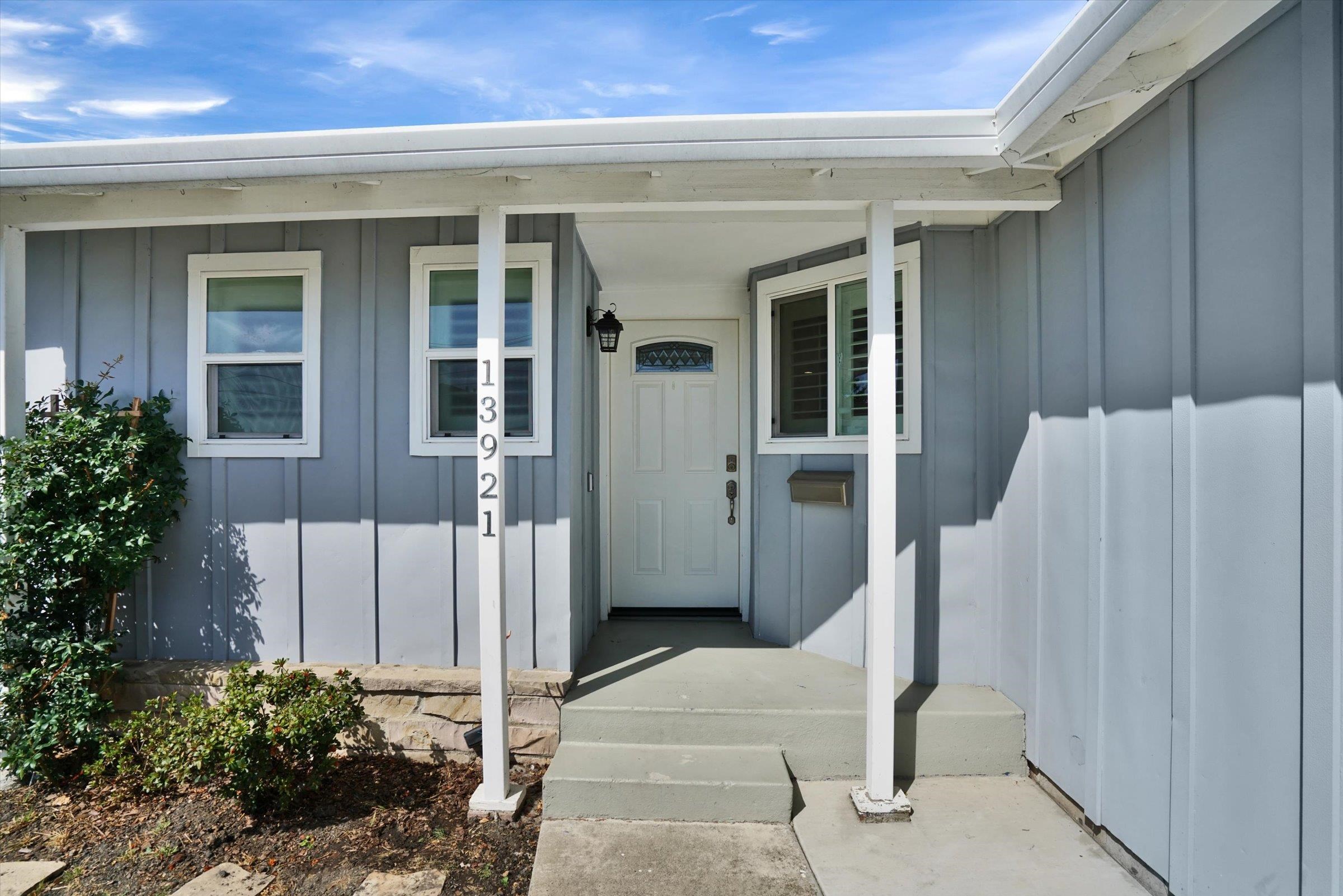 13921 Tahiti Road San Leandro, CA 94577 - Photo 5 of 41
