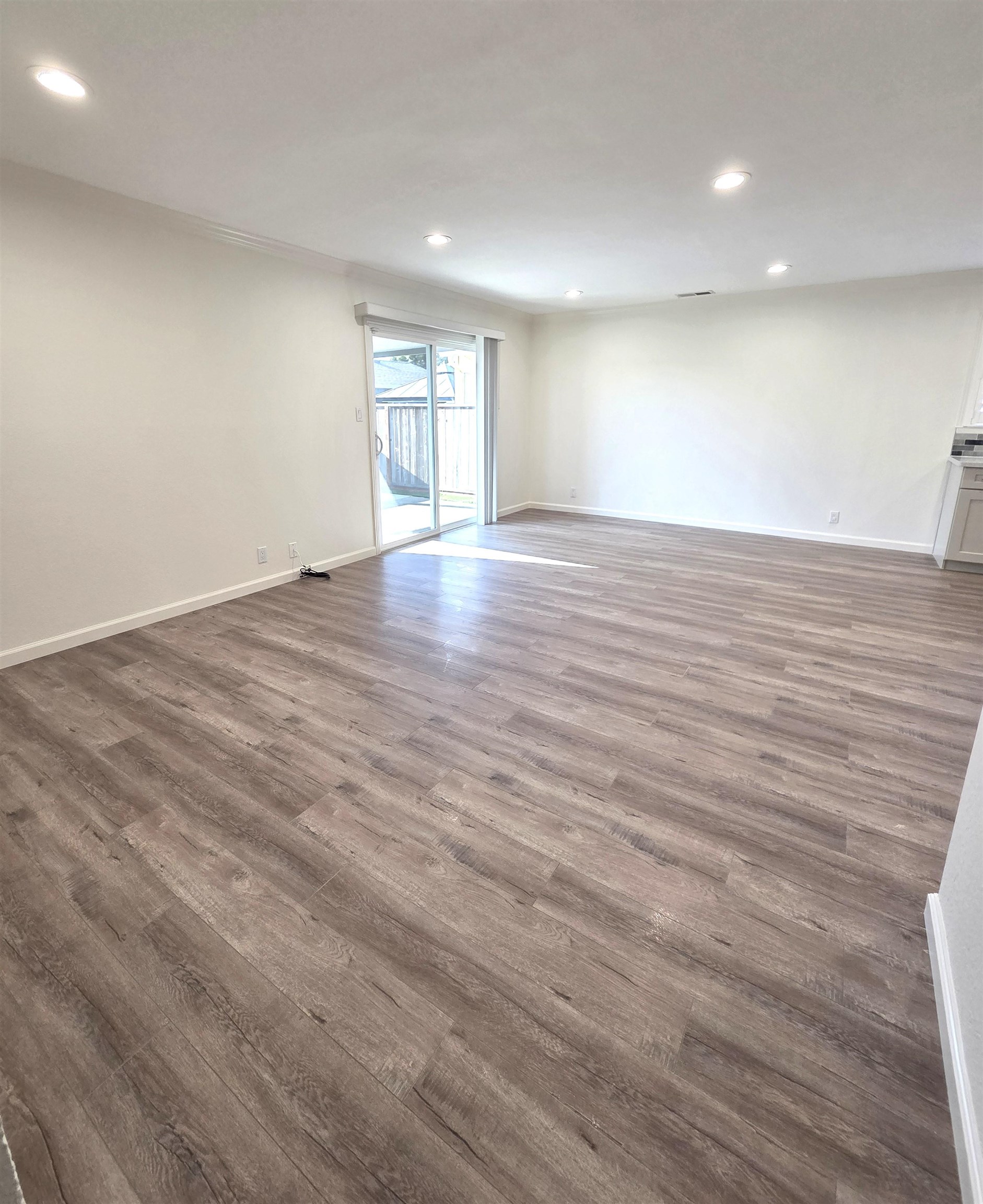 13921 Tahiti Road San Leandro, CA 94577 - Photo 8 of 41