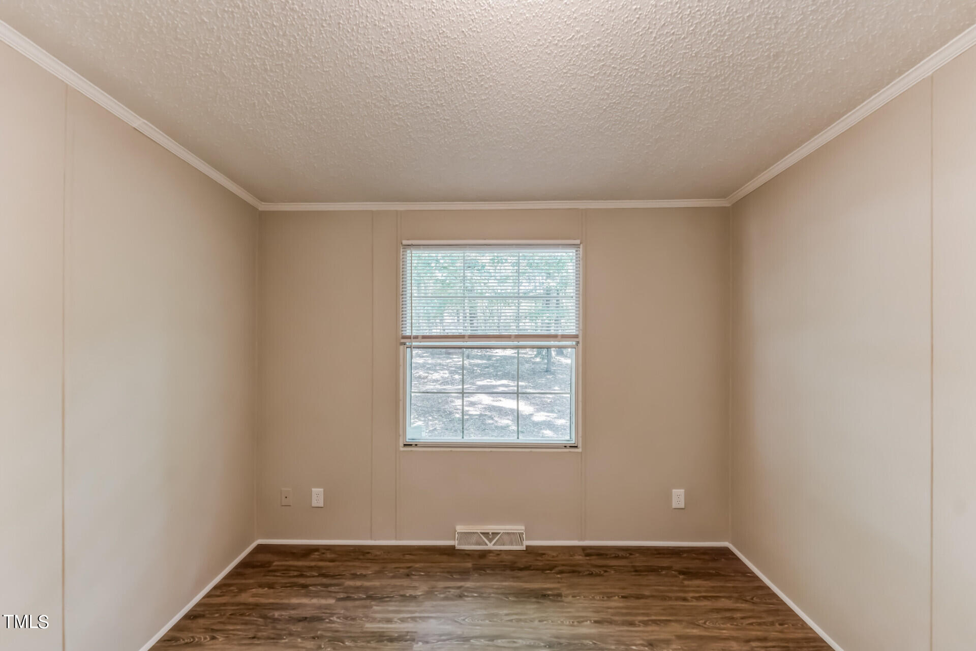 2416 Lucy Garrett Road Roxboro, NC 27574 - Photo 20 of 25 an empty room with window