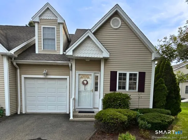 $2,950 | 511 Elm Street, Unit 91, North Haven, CT 06473