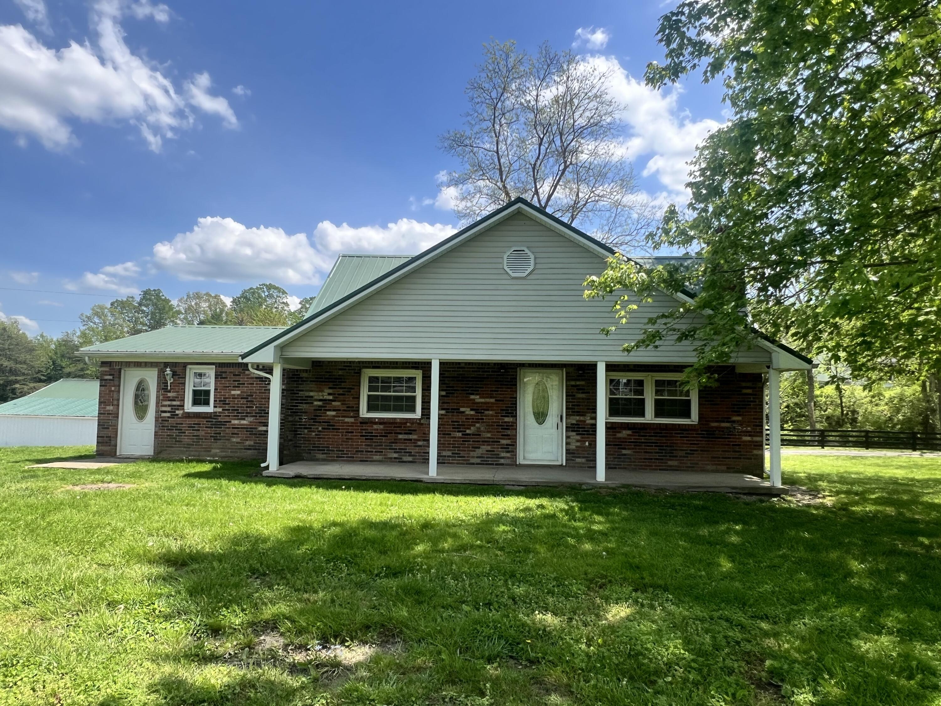 103 Gabbard Road Berea, KY 40403 - Photo 2 of 28 IMG_0447