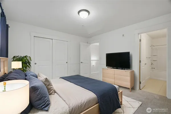 $605,000 | 2115 201st Place Southeast, Unit B2, Bothell, WA 98012