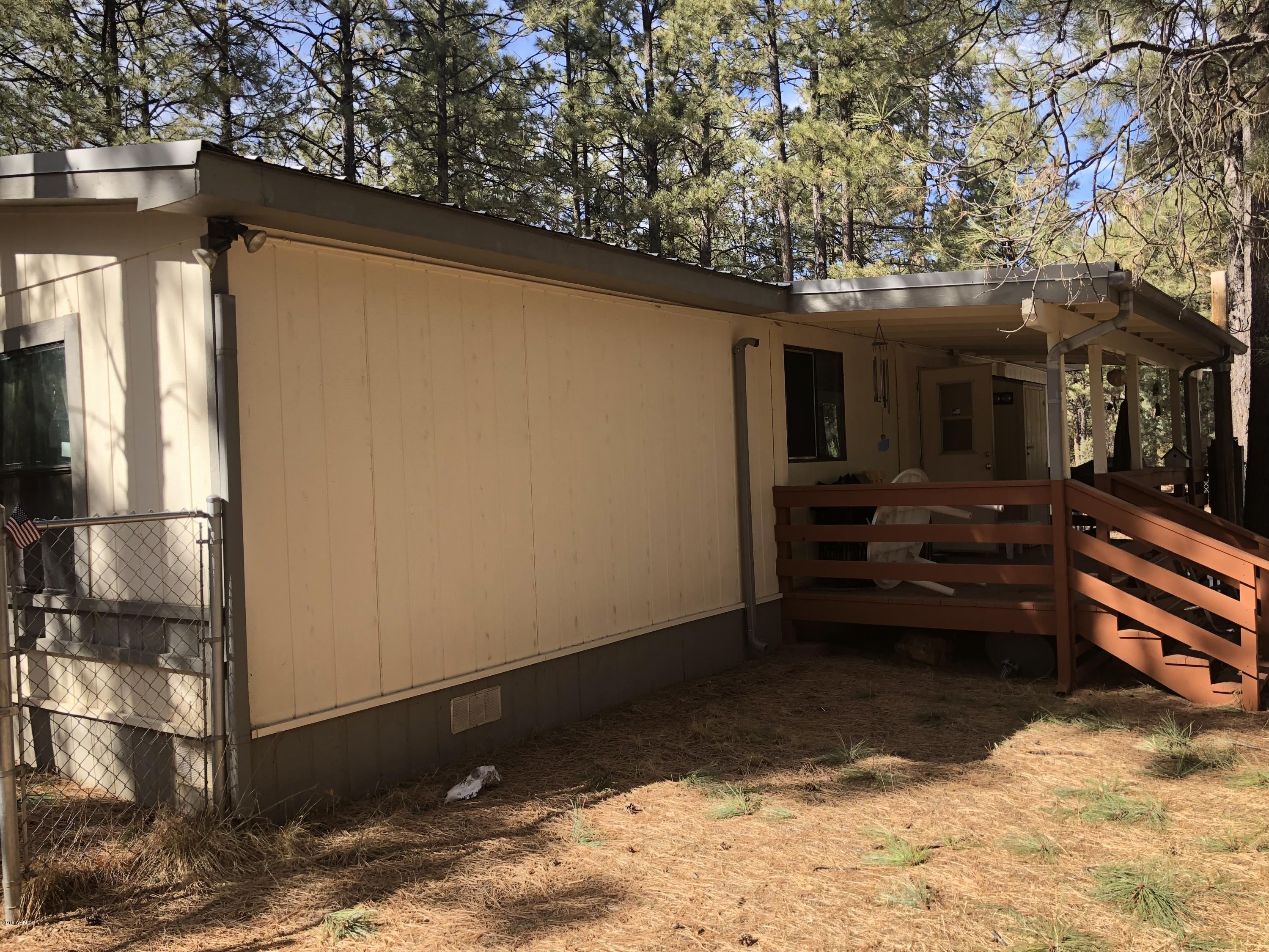 2865 Cattle Trail Road Overgaard, AZ 85933 - Photo 23 of 28 a view of outdoor space and deck