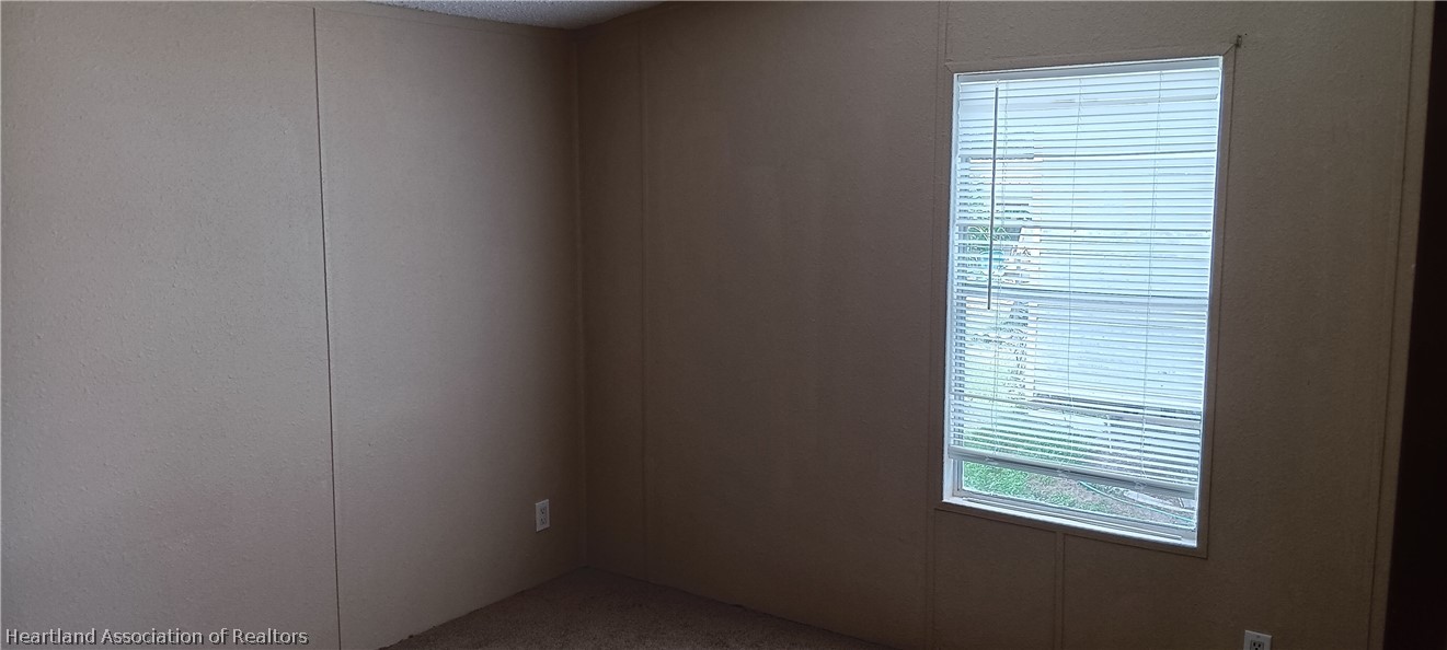 1026 Cardinal Road Wauchula, FL 33873 - Photo 12 of 12 a small space with a window