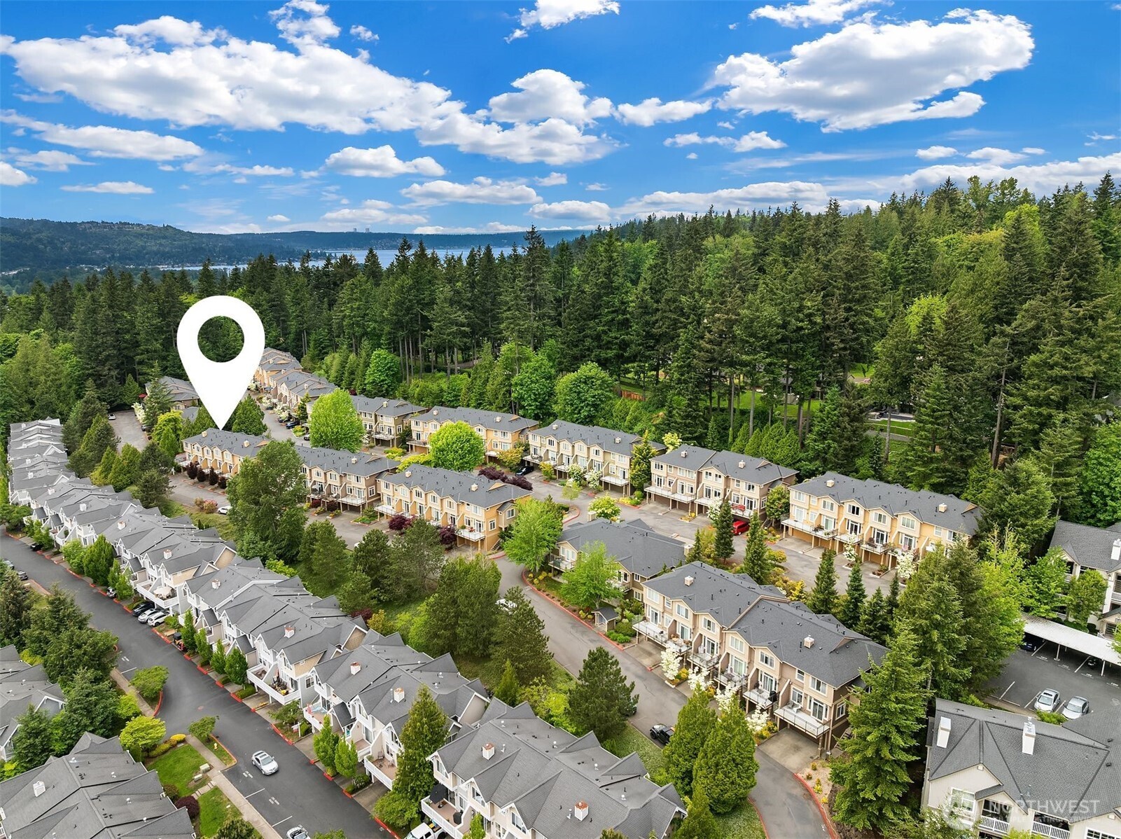 23300 Southeast Black Nugget Road, Unit M2 Issaquah, WA 98029 - Photo 35 of 36