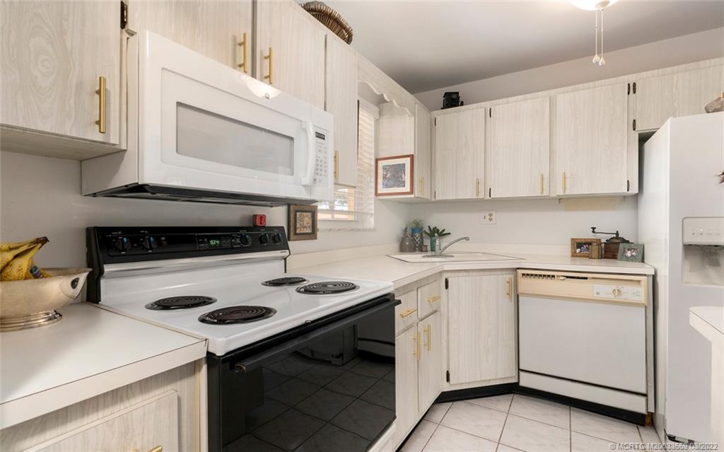 1927 Southwest Palm City Road, Unit J Stuart, FL 34994 - Photo 10 of 21
