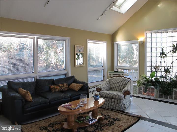 876 Sensor Road Yardley, PA 19067 - Photo 16 of 21 Great Room