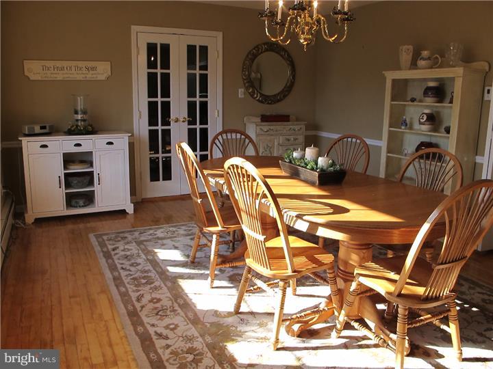 876 Sensor Road Yardley, PA 19067 - Photo 10 of 21 Dining Room