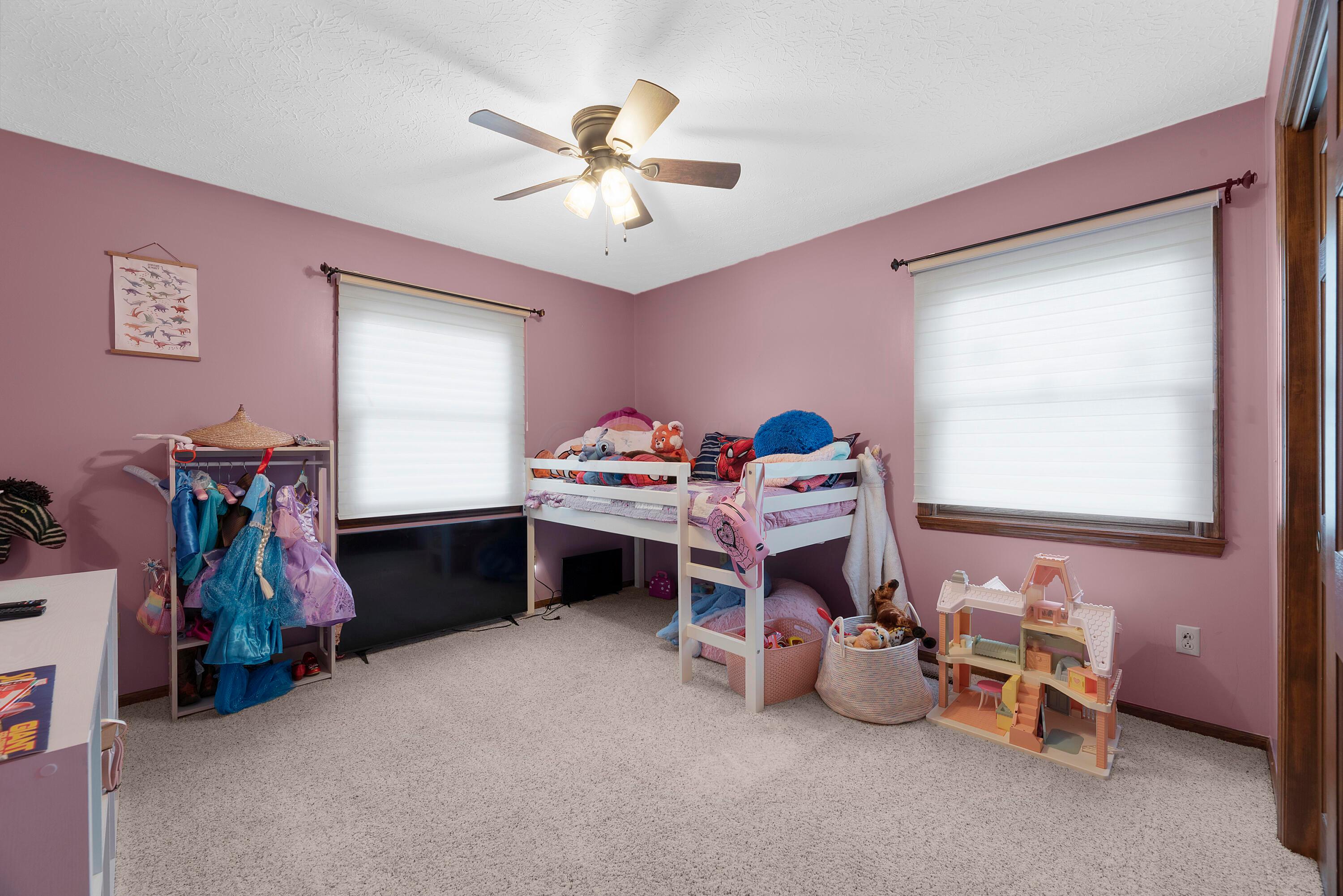 8900 Patterson Road Hilliard, OH 43026 - Photo 33 of 54 MAR_8936