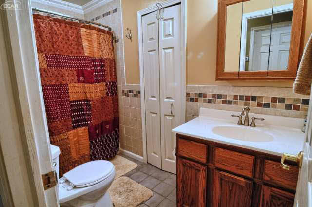 7321 Bennett Lake Road Fenton, MI 48430 - Photo 16 of 52 21208469-15.JPG