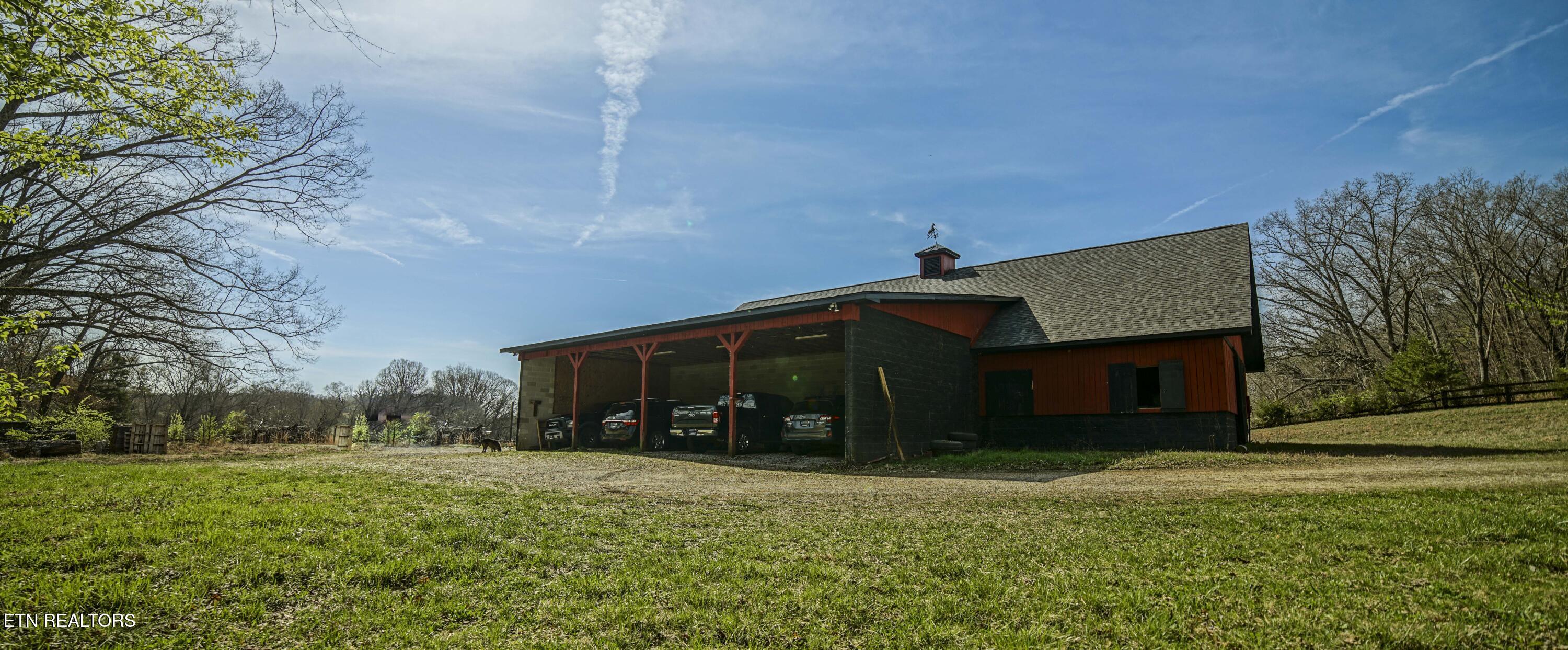 243 Black Oak Road Clinton, TN 37716 - Photo 11 of 49 HeatherFarm6870