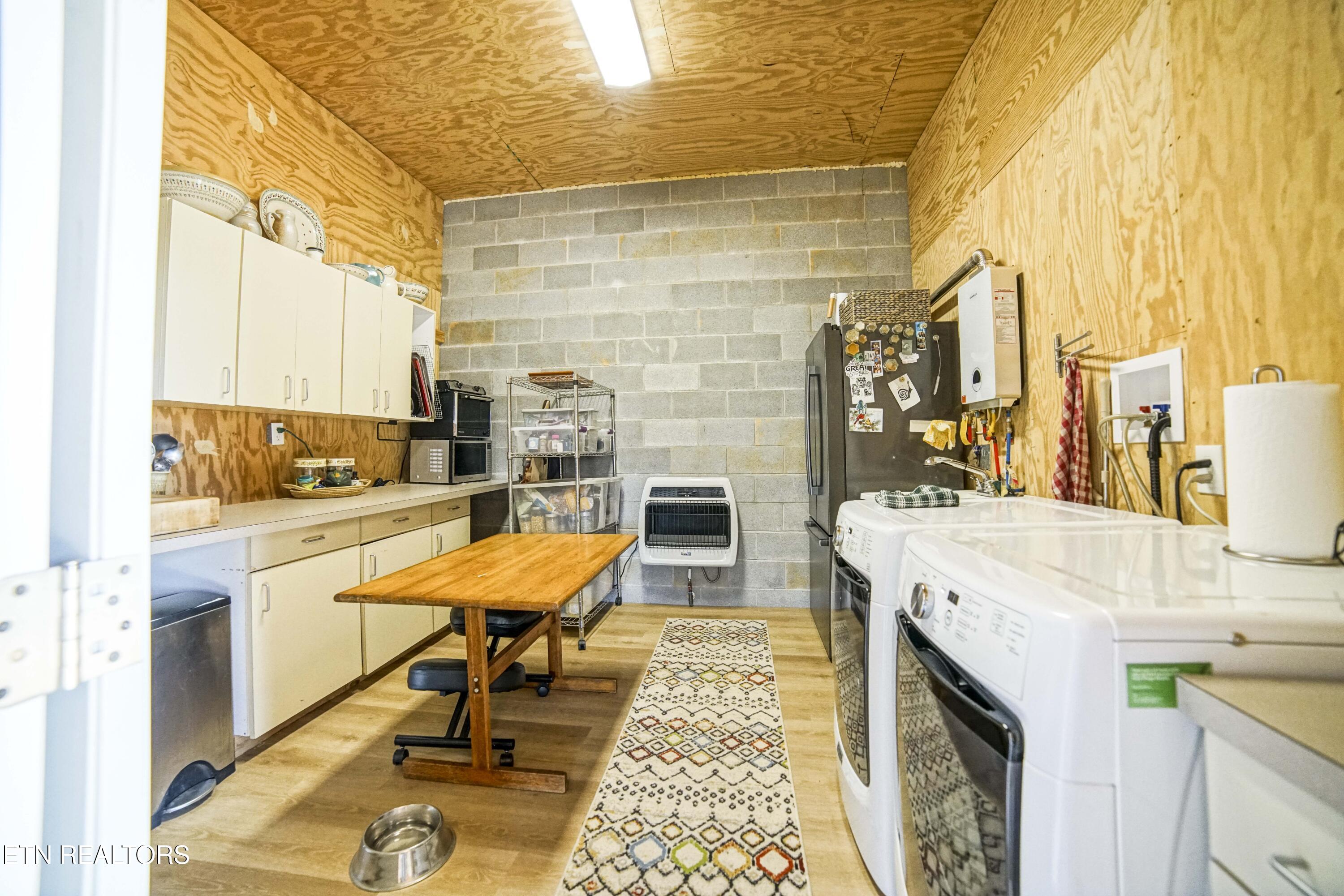 243 Black Oak Road Clinton, TN 37716 - Photo 22 of 49 HeatherFarm6884