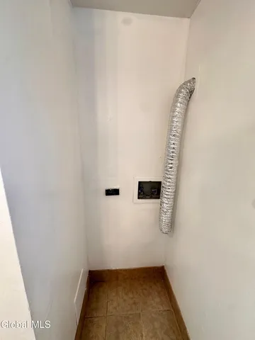 $1,450 | 3134 6th Avenue, Unit 2, Troy, NY 12180