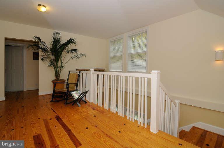 100 Wallace Manor Road Edgewater, MD 21037 - Photo 19 of 27 Interior (General)