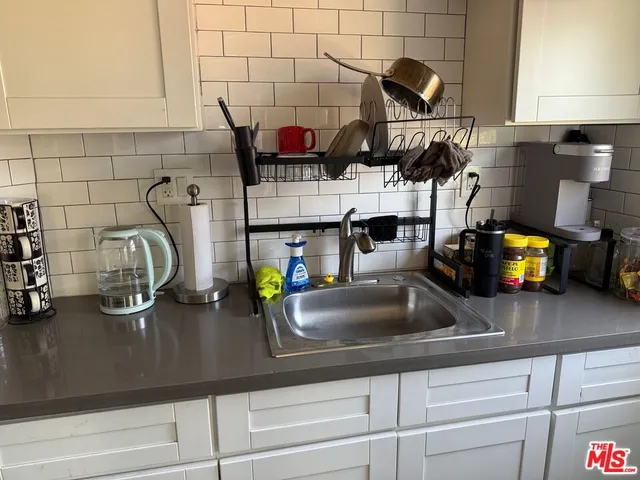 $2,295 | 316 North Bixel Street, Los Angeles, CA 90026