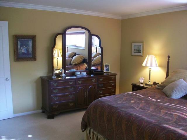 461 Shelbourne Road Grosse Pointe, MI 48236 - Photo 9 of 20 31018456-8.JPG