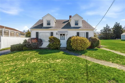 $399,900 | 528 Metacom Avenue, Bristol, RI 02809