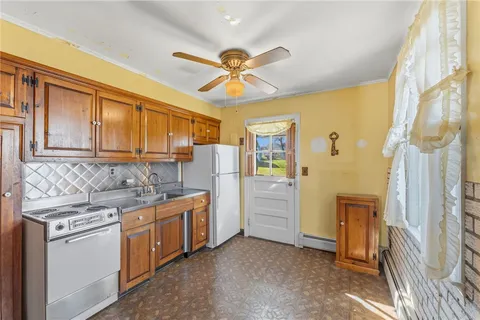 $399,900 | 528 Metacom Avenue, Bristol, RI 02809