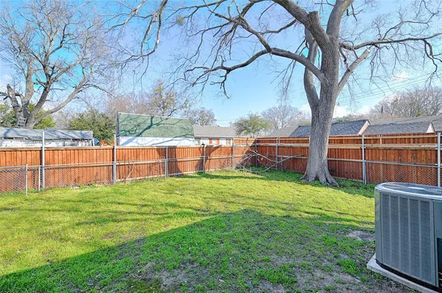 $255,000 | 203 East Ann Street, Kaufman, TX 75142