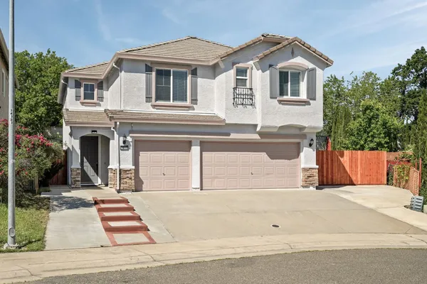 $649,990 | 7813 Megan Ann Court, Antelope, CA 95843