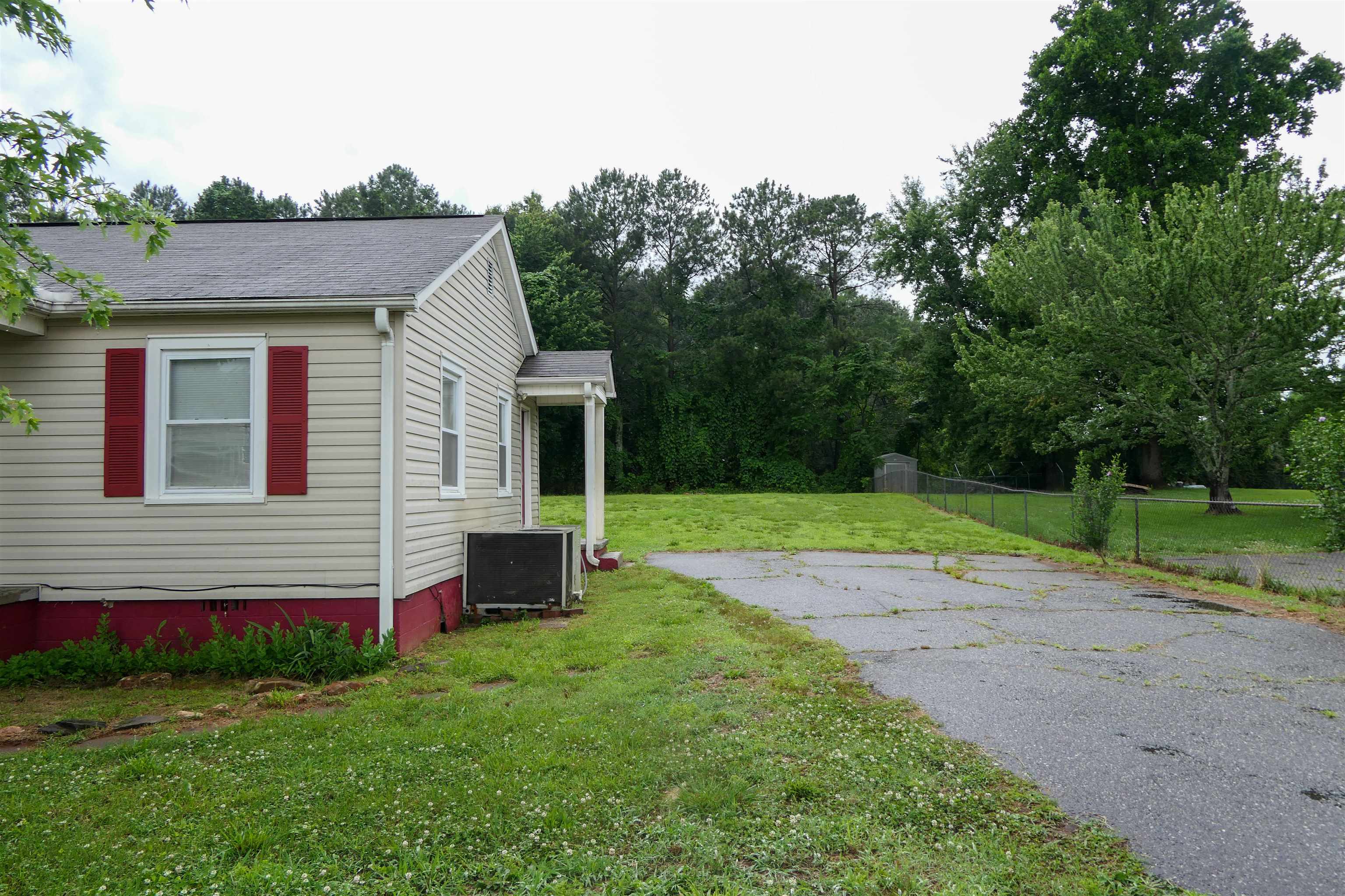 1170 Campton Road Inman, SC 29349 - Photo 11 of 12