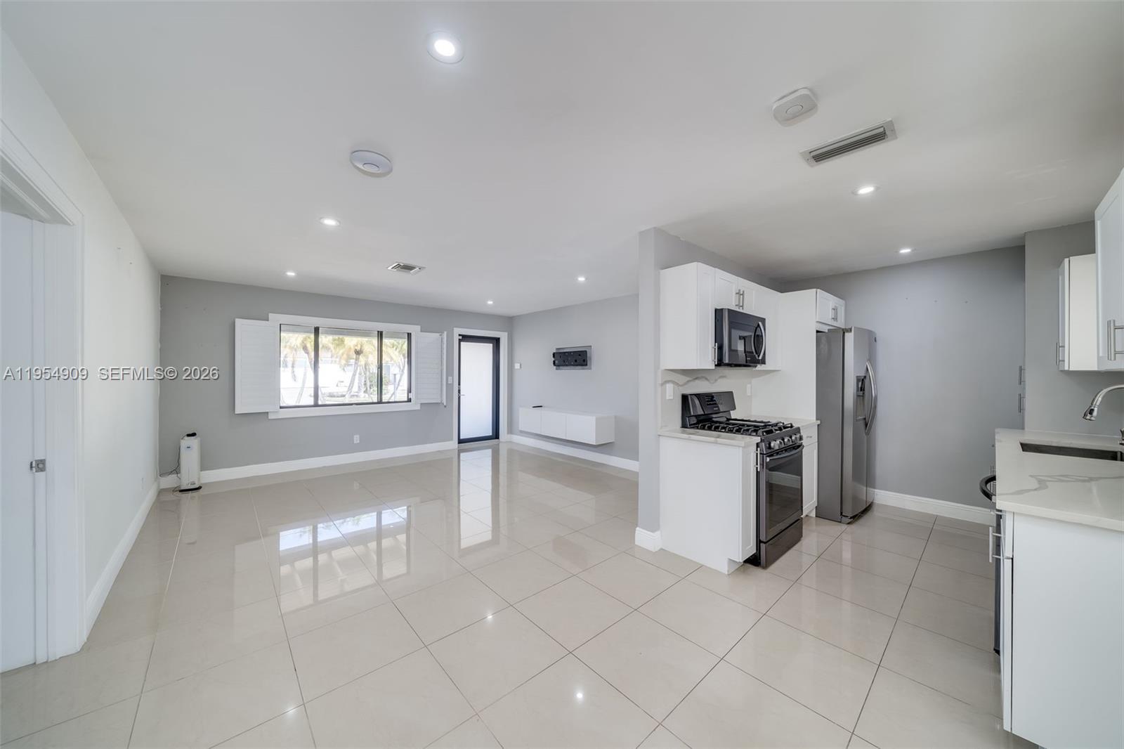 11800 Southwest 35th Street Miami, FL 33175 - Photo 16 of 60