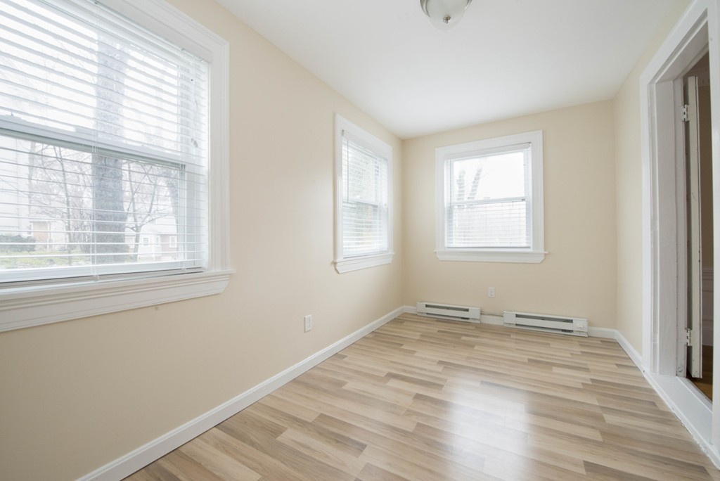 57 Clearwater Road Brookline, MA 02467 - Photo 7 of 22