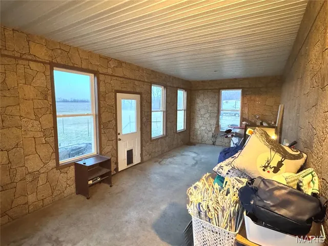 $465,000 | 21505 Highway 61, Bowling Green, MO 63334