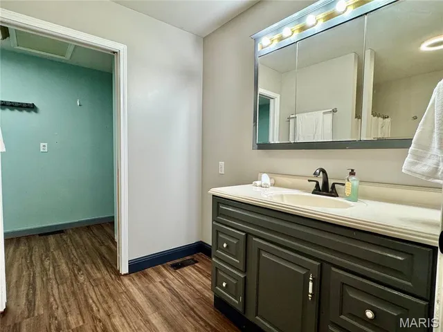 $465,000 | 21505 Highway 61, Bowling Green, MO 63334