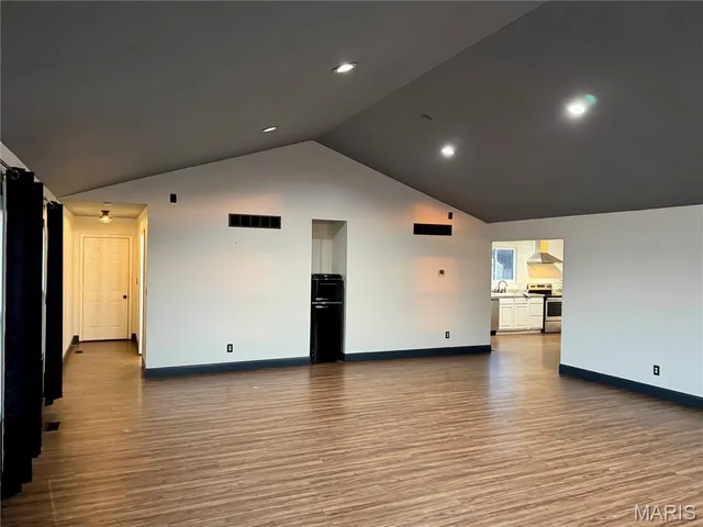 $465,000 | 21505 Highway 61, Bowling Green, MO 63334