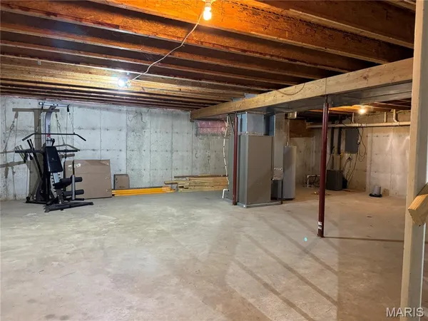 $435,000 | 21505 Highway 61, Bowling Green, MO 63334