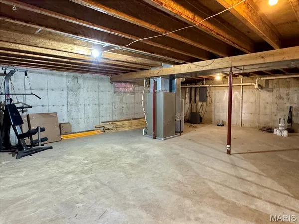 $435,000 | 21505 Highway 61, Bowling Green, MO 63334