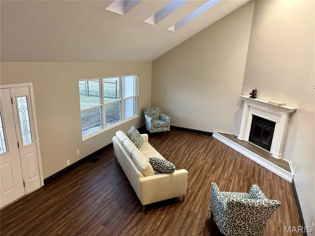 $465,000 | 21505 Highway 61, Bowling Green, MO 63334