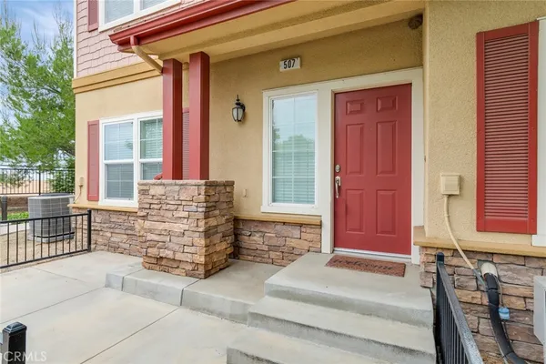 $3,300 | 1510 Orange Avenue, Unit 507, Redlands, CA 92373