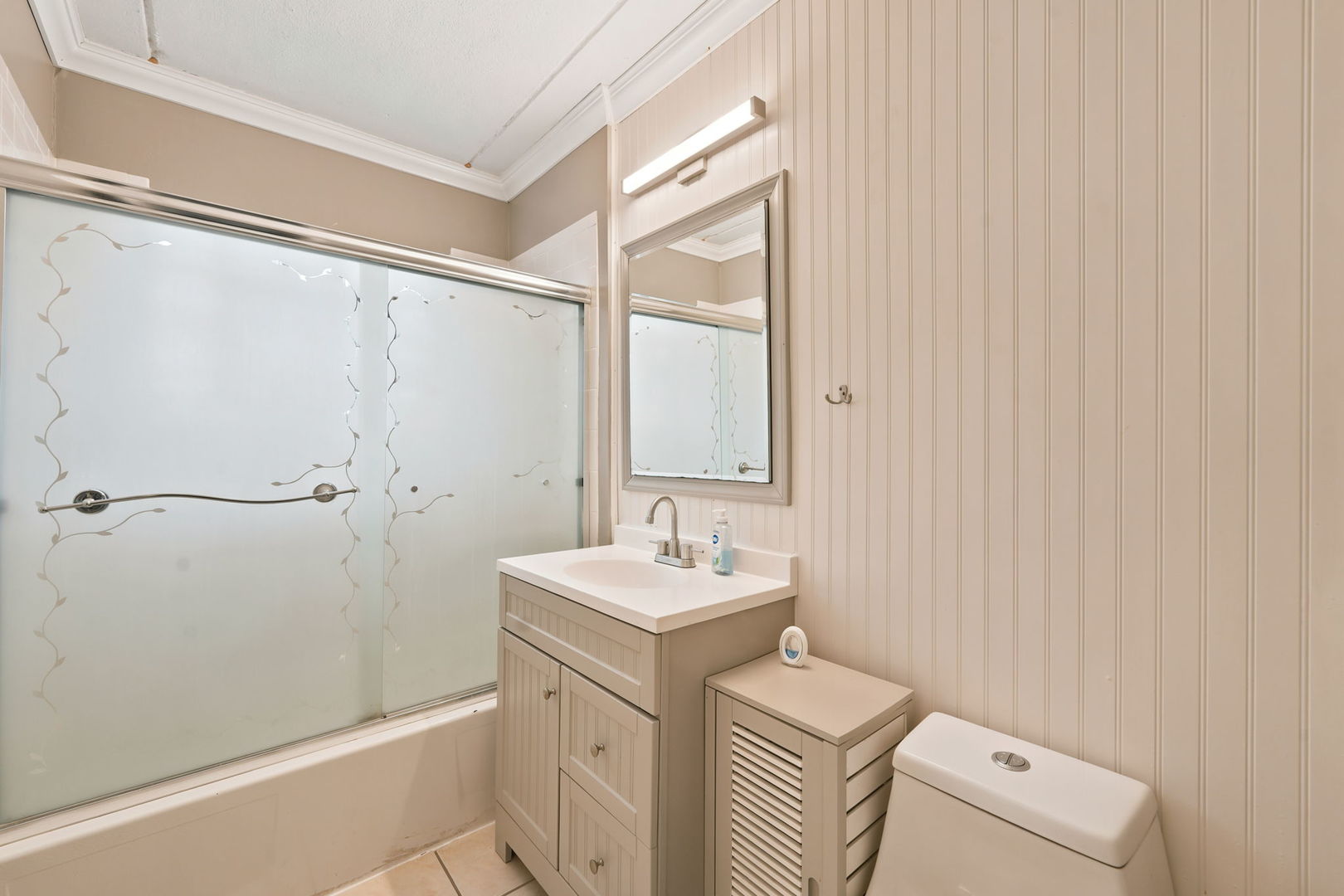2600 Oakton Street, Unit 1E Park Ridge, IL 60068 - Photo 12 of 19