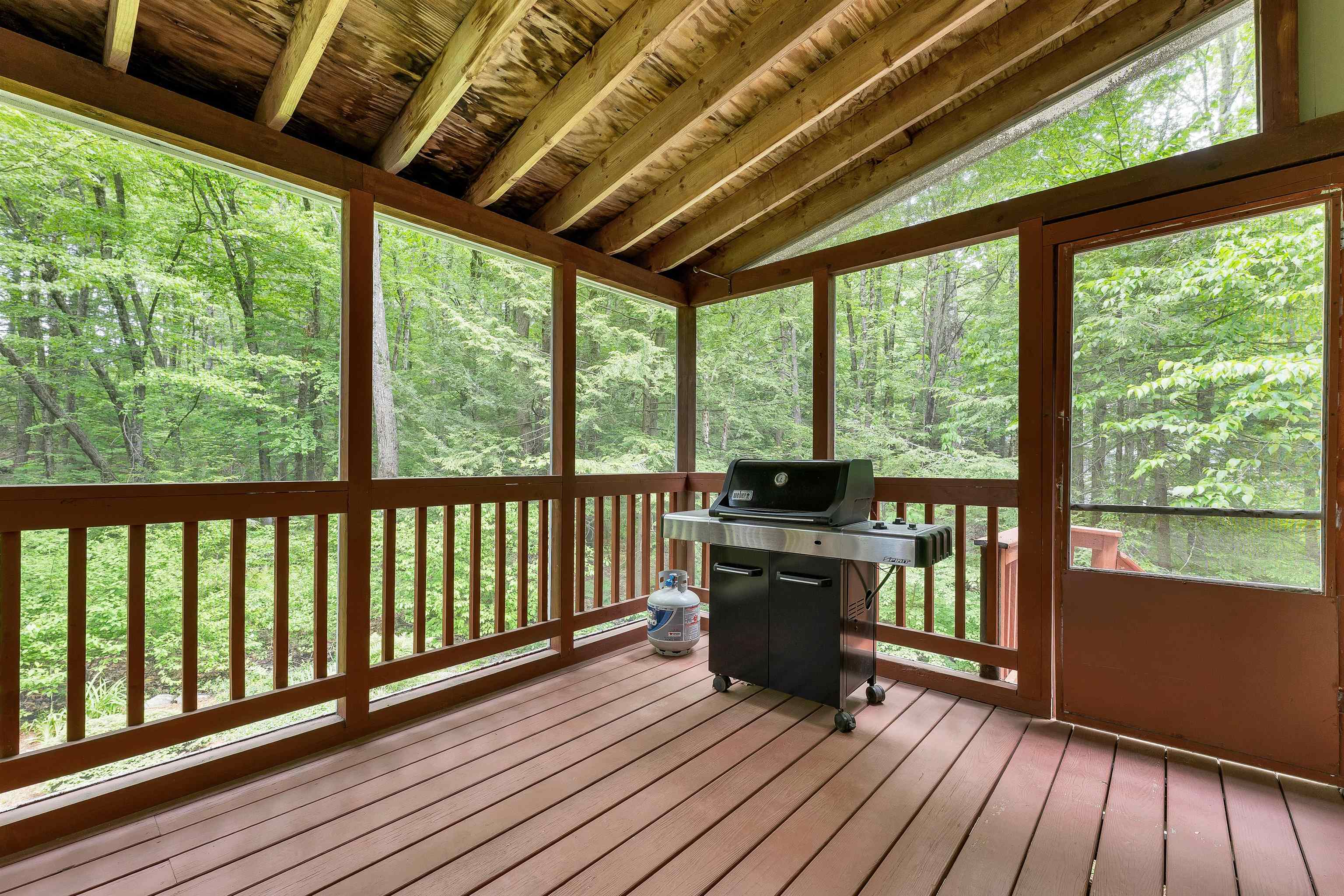 208 Liberty Hill Road Bedford, NH 03110 - Photo 7 of 29