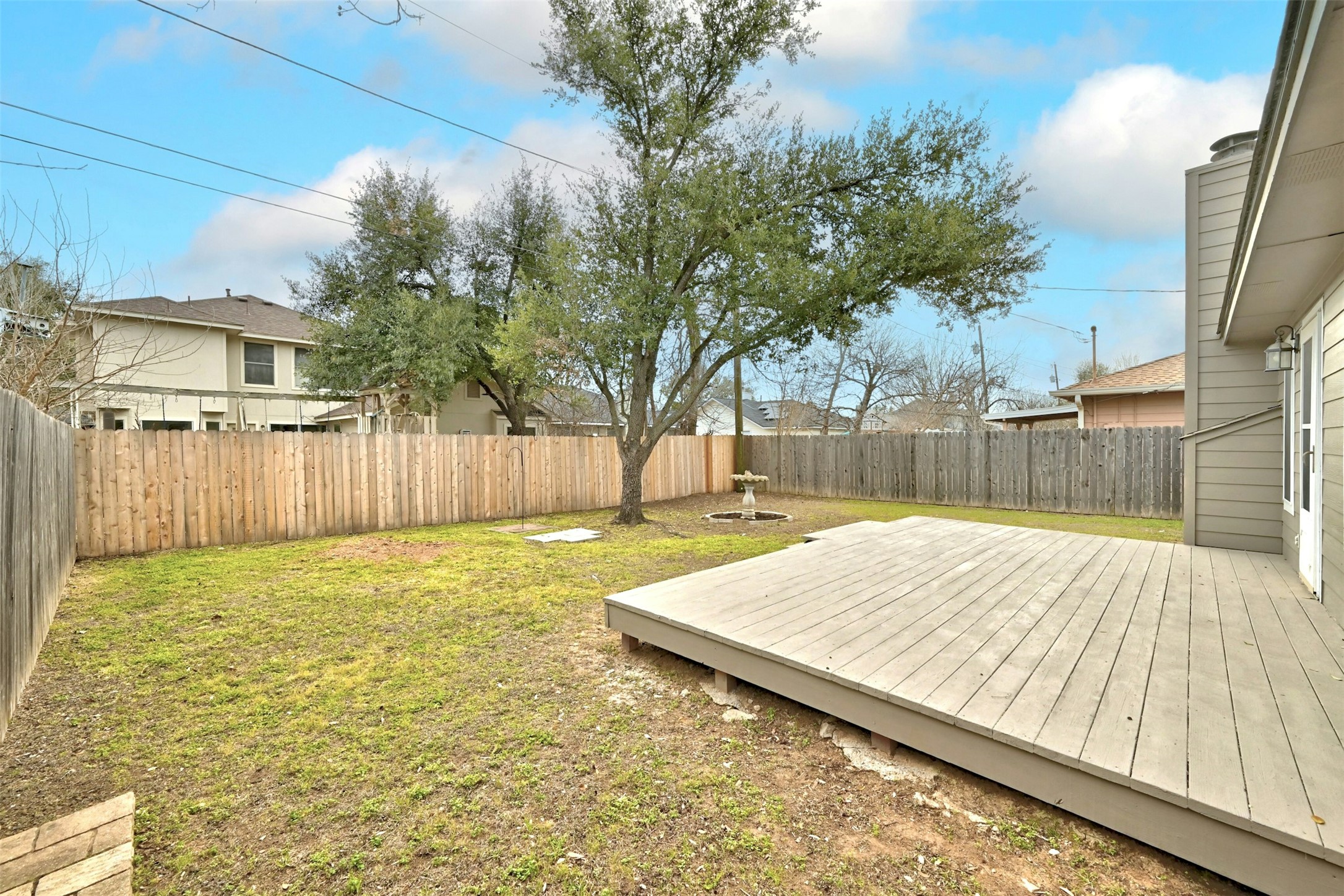 1807 Hollow Tree Boulevard Round Rock, TX 78681 - Photo 34 of 40 a view of a backyard