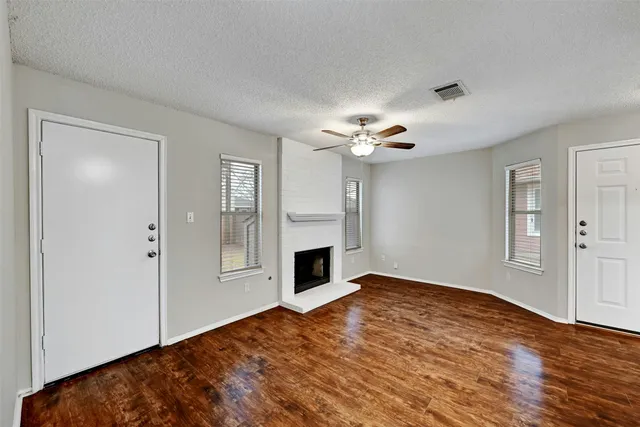 $279,500 | 1807 Hollow Tree Boulevard, Round Rock, TX 78681