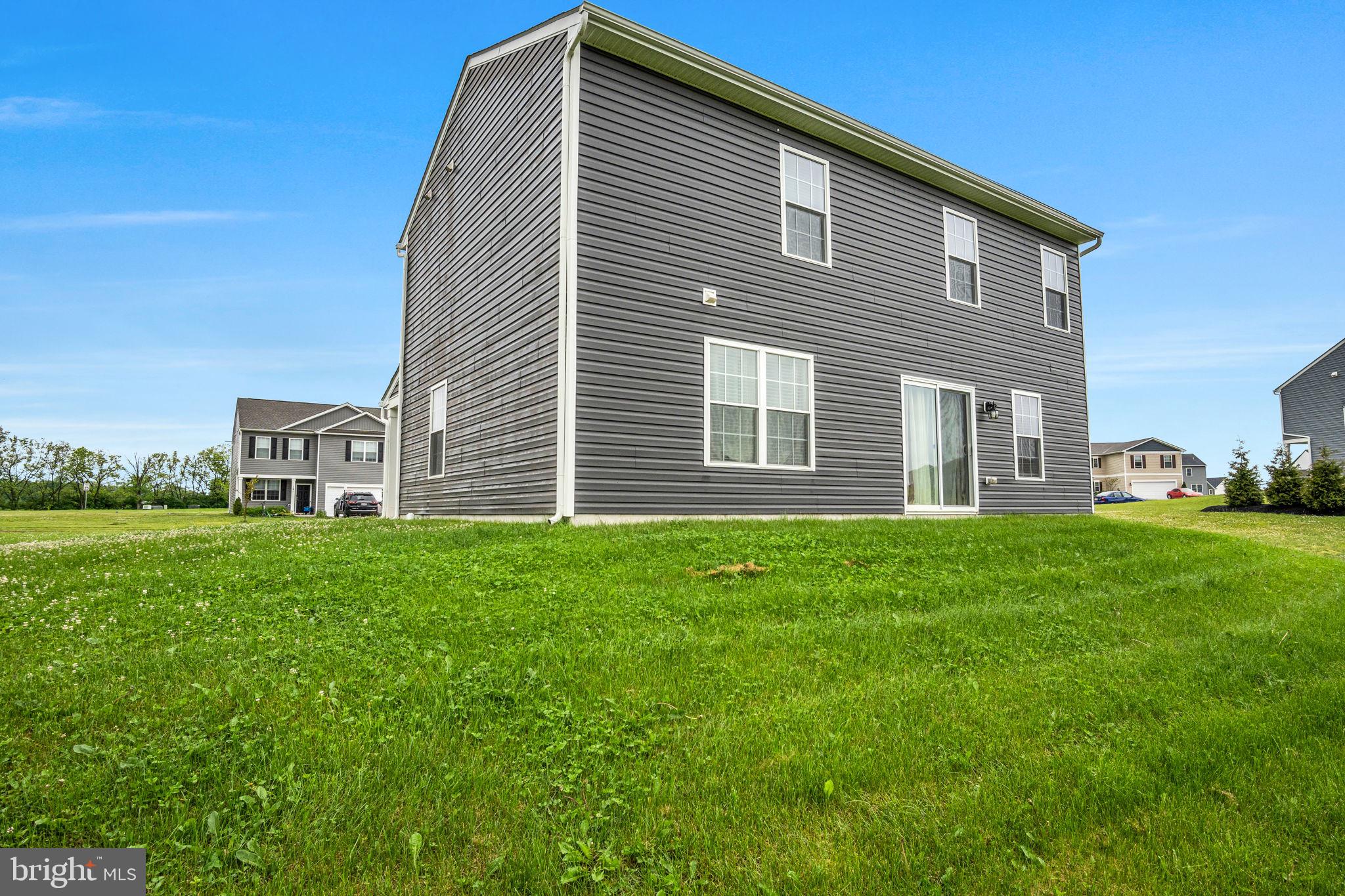 18 Smokehouse Road Carlisle, PA 17013 - Photo 3 of 33 a front view of a house with a yard