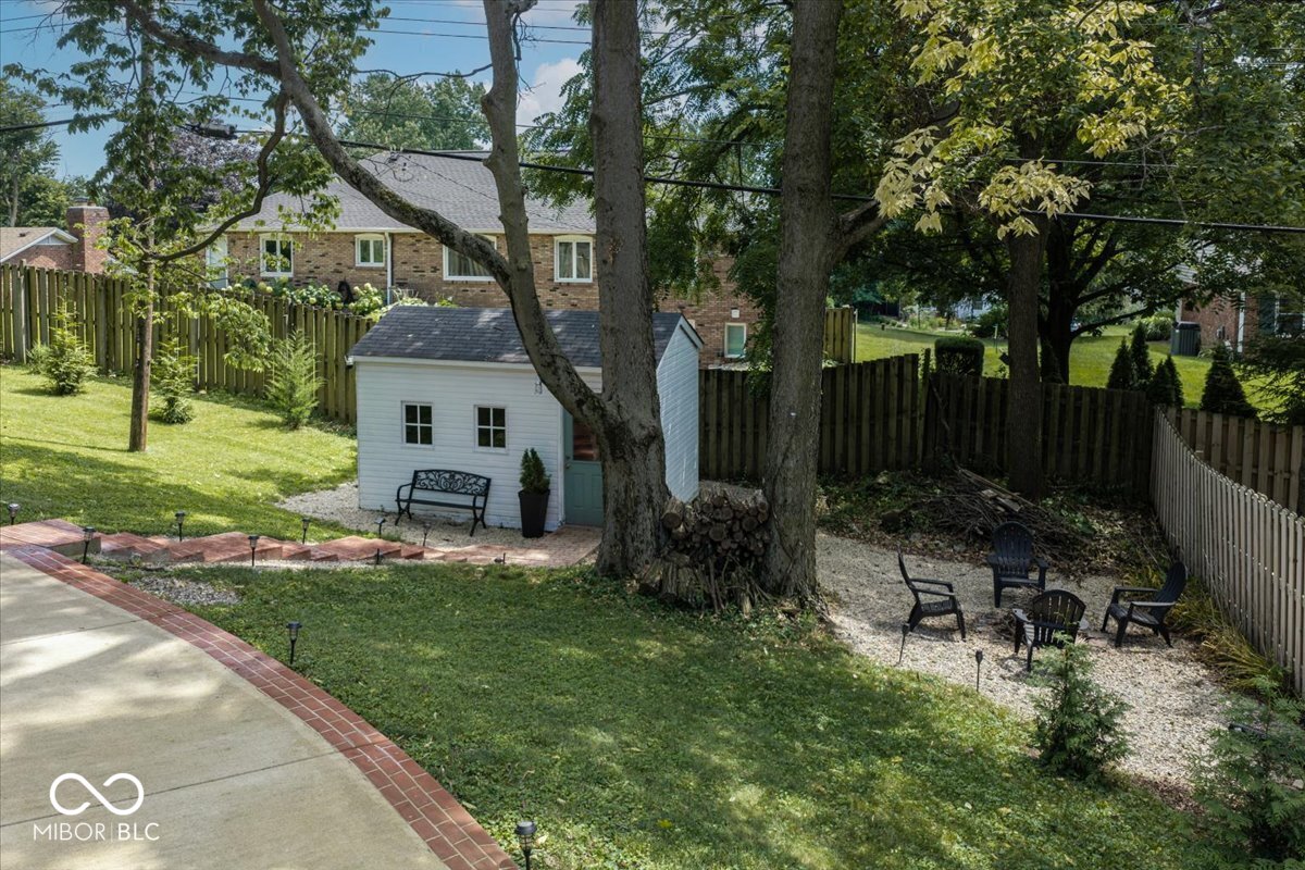 5755 Andover Road Indianapolis, IN 46220 - Photo 38 of 48 Gallery Image 38