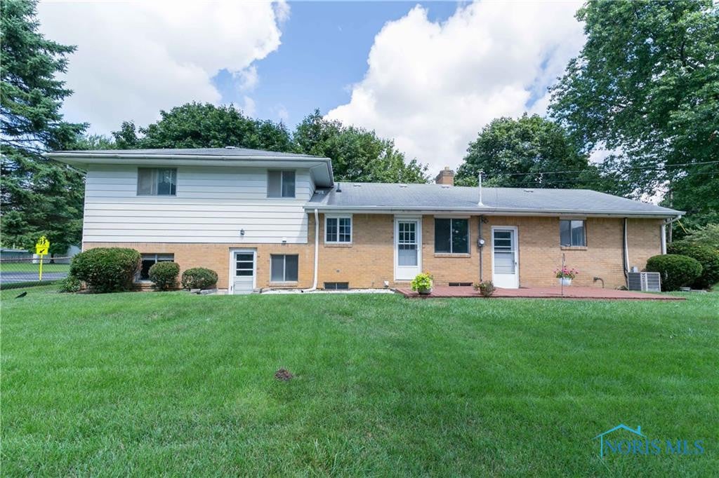 6046 Herst Road Toledo, OH 43613 - Photo 25 of 30 Gallery Image 25