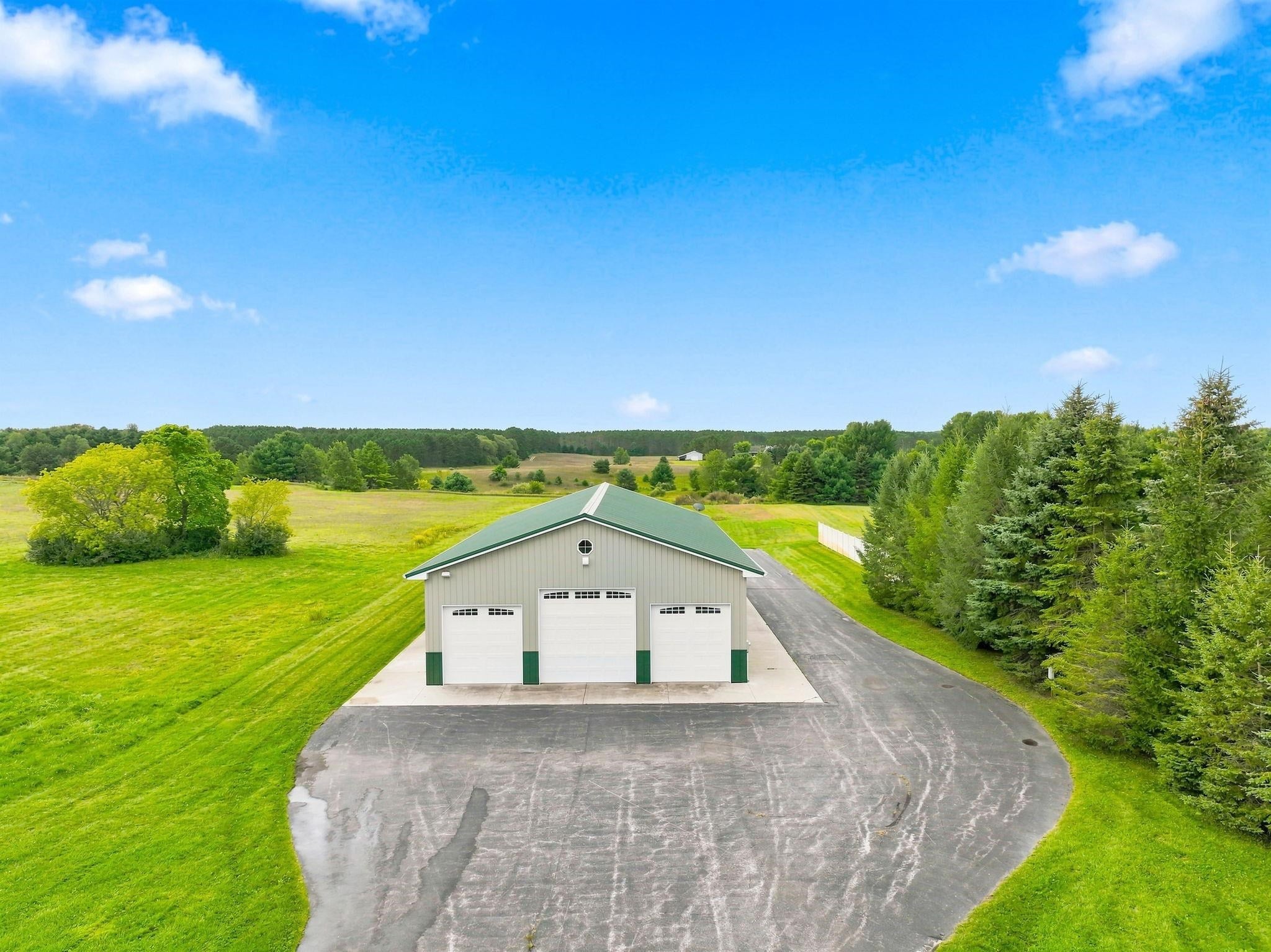6801 Secor Road Traverse City, MI 49685 - Photo 92 of 93 Gallery Image 92