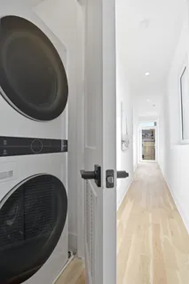 $1,074,999 | 1325 North Artesian Avenue, Unit 3, Chicago, IL 60622