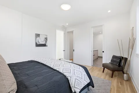 $1,074,999 | 1325 North Artesian Avenue, Unit 3, Chicago, IL 60622