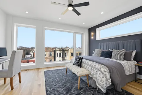 $1,074,999 | 1325 North Artesian Avenue, Unit 3, Chicago, IL 60622