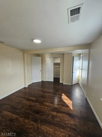 $2,300 | 240 Copeland Avenue, Lyndhurst, NJ 07071