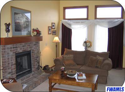 8930 Spring View Drive Fort Wayne, IN 46804 - Photo 4 of 9