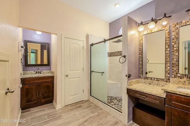 $395,000 | 3399 Dean Cove North, Nesbit, MS 38651