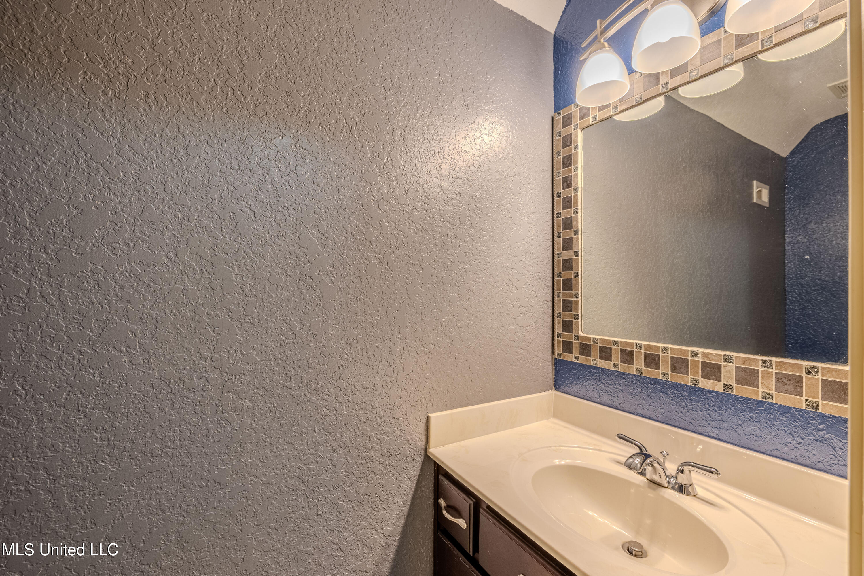 3399 Dean Cove North Nesbit, MS 38651 - Photo 21 of 37 Dean Cove-36